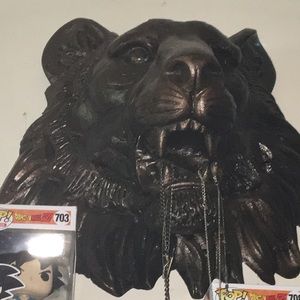 Cast iron lion head